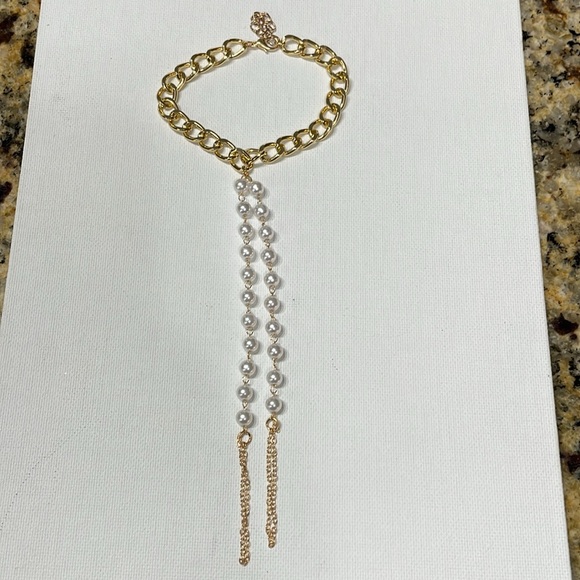 Romantic Pearl Bohemian Hand Bracelet - Picture 2 of 6